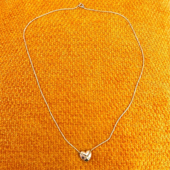 Tiffany & Co. Vintage Cross My Heart Necklace - Picture 2 of 8